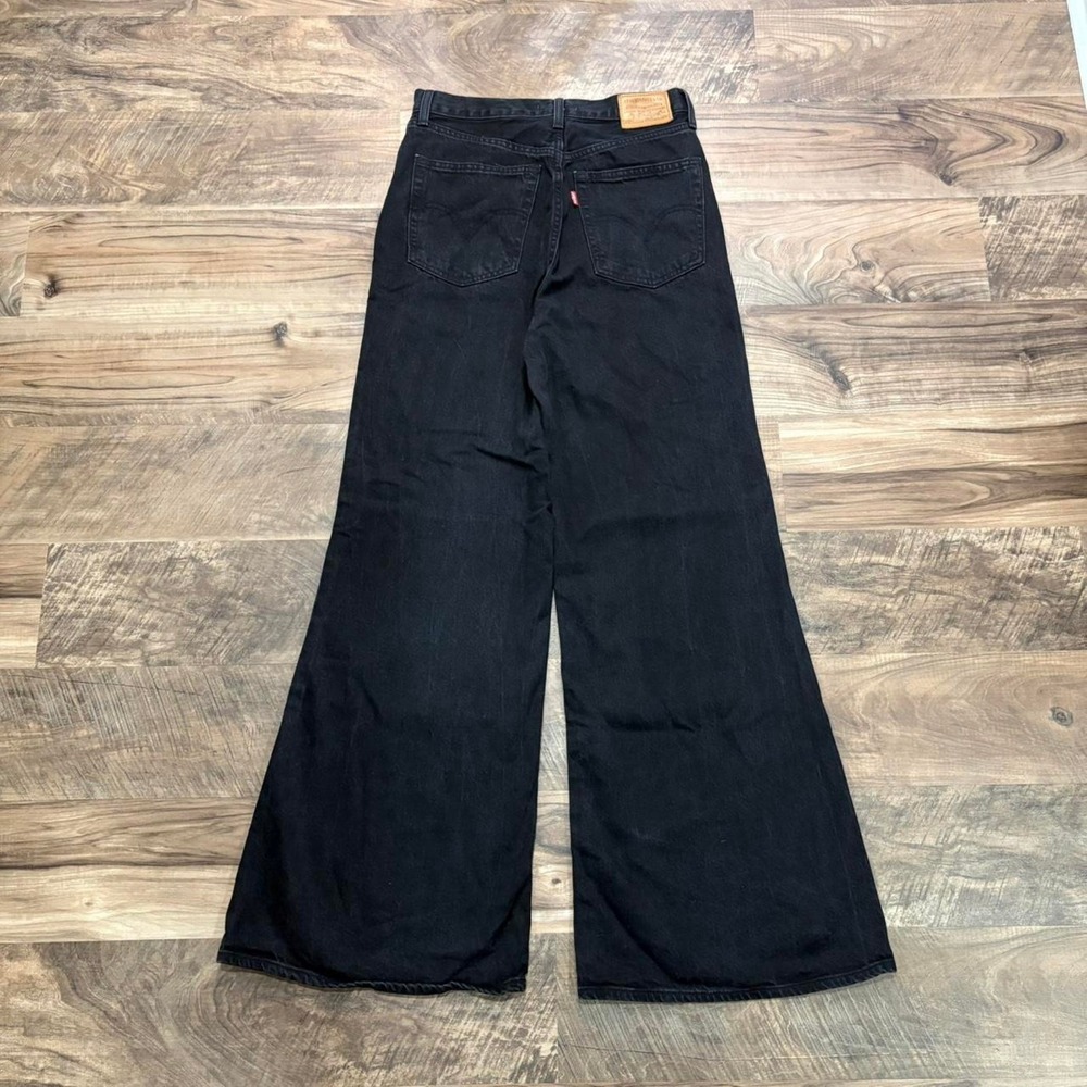 Vintage Y2K Levi's Premium Women's Baggy Flare Jeans
